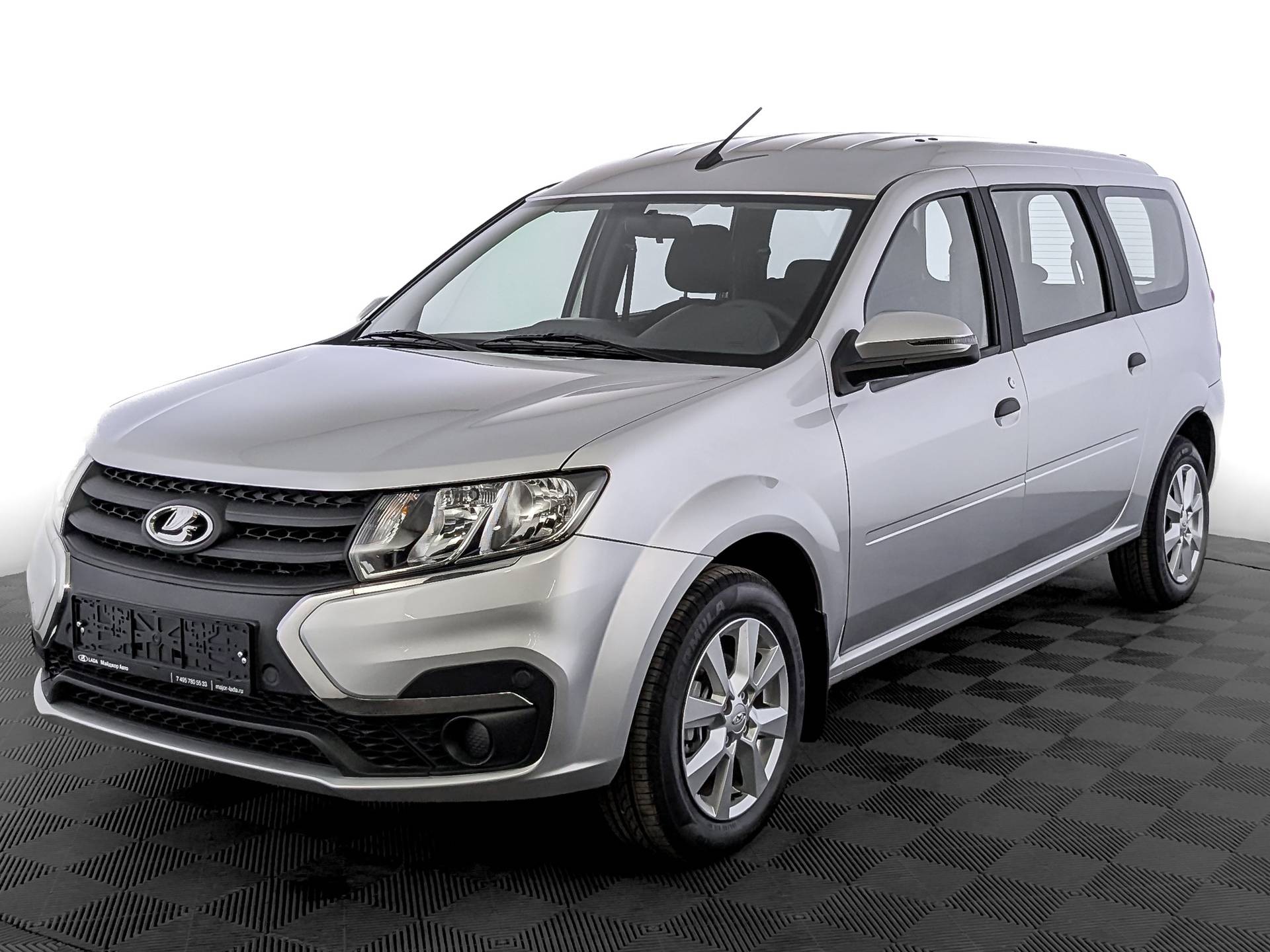 Lada Largus универсал Classic 5 мест 1.6 90hp 5MT