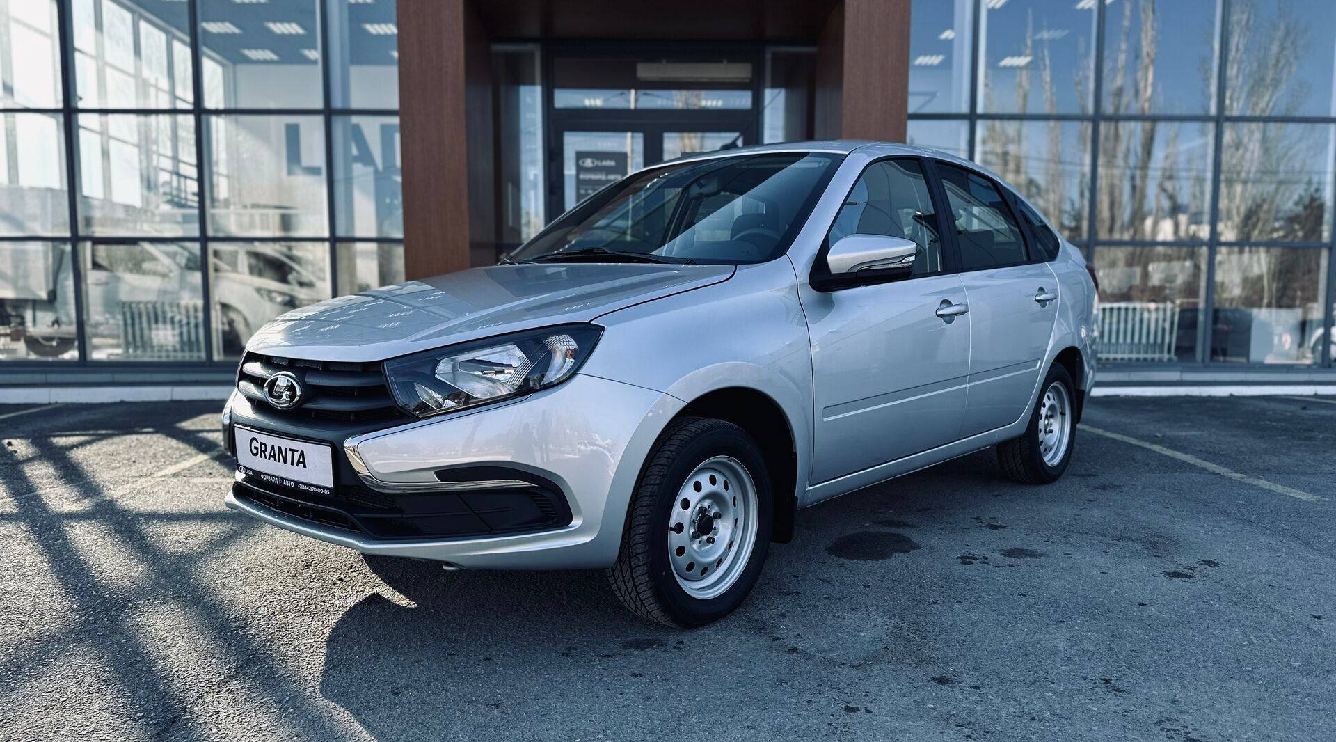 Lada Granta седан Comfort 24 1.6 106hp 5MT