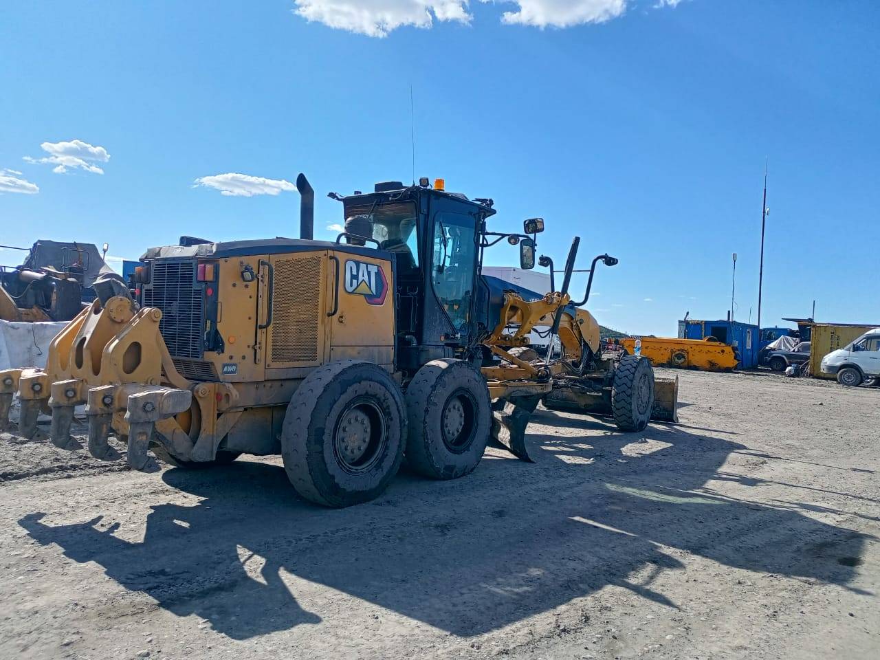 CATERPILLAR 150 AWD Лот 000004752