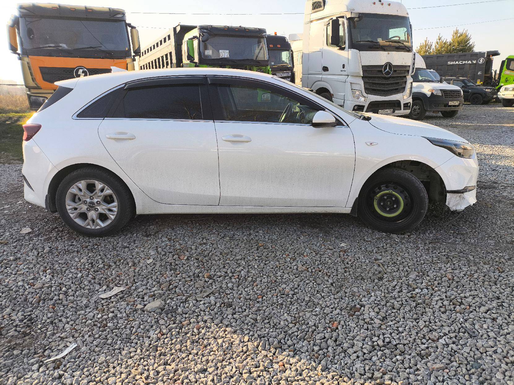 KIA Ceed Лот 000004697