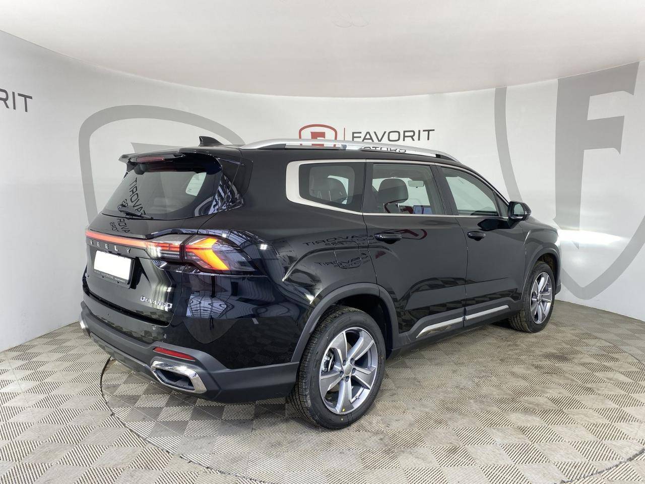 Geely Okavango Flagship 2.0T 7DCT 2WD