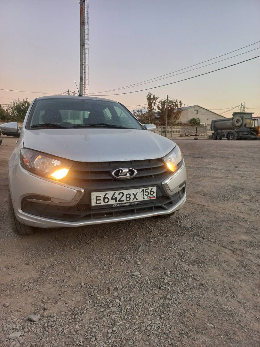 Lada Granta седан Лот 000004336