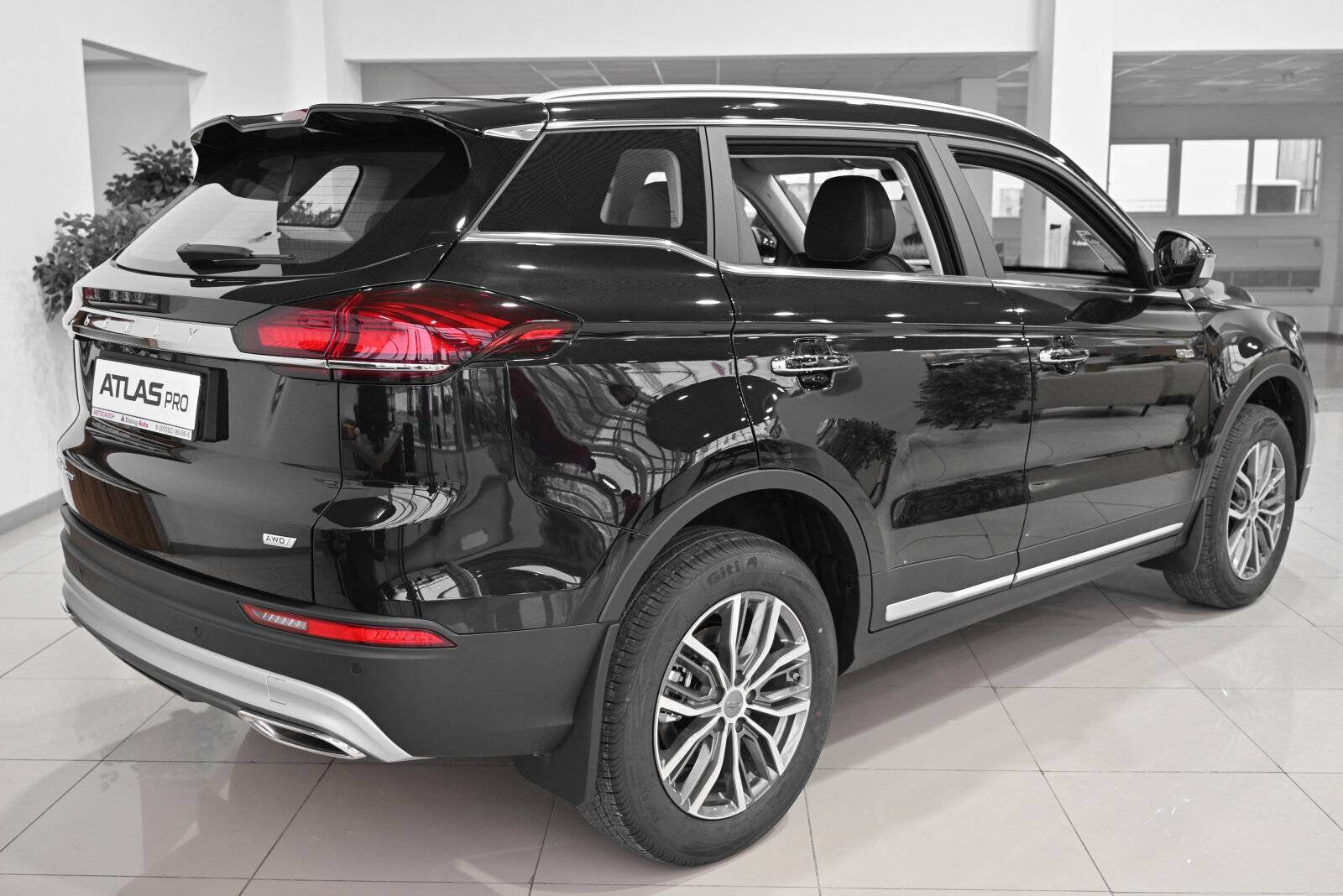 Geely Atlas Pro Luxury 1.5T DCT7 4WD