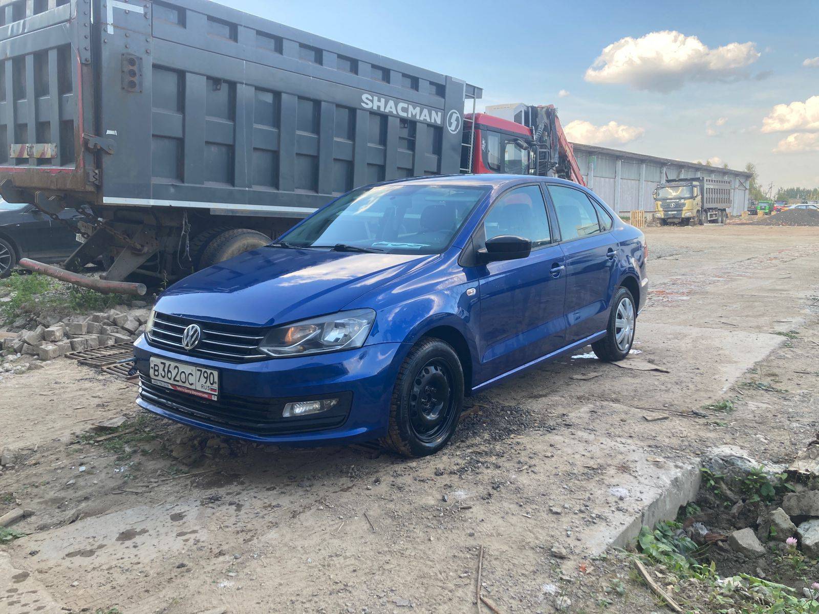 Volkswagen Polo Лот 000003415