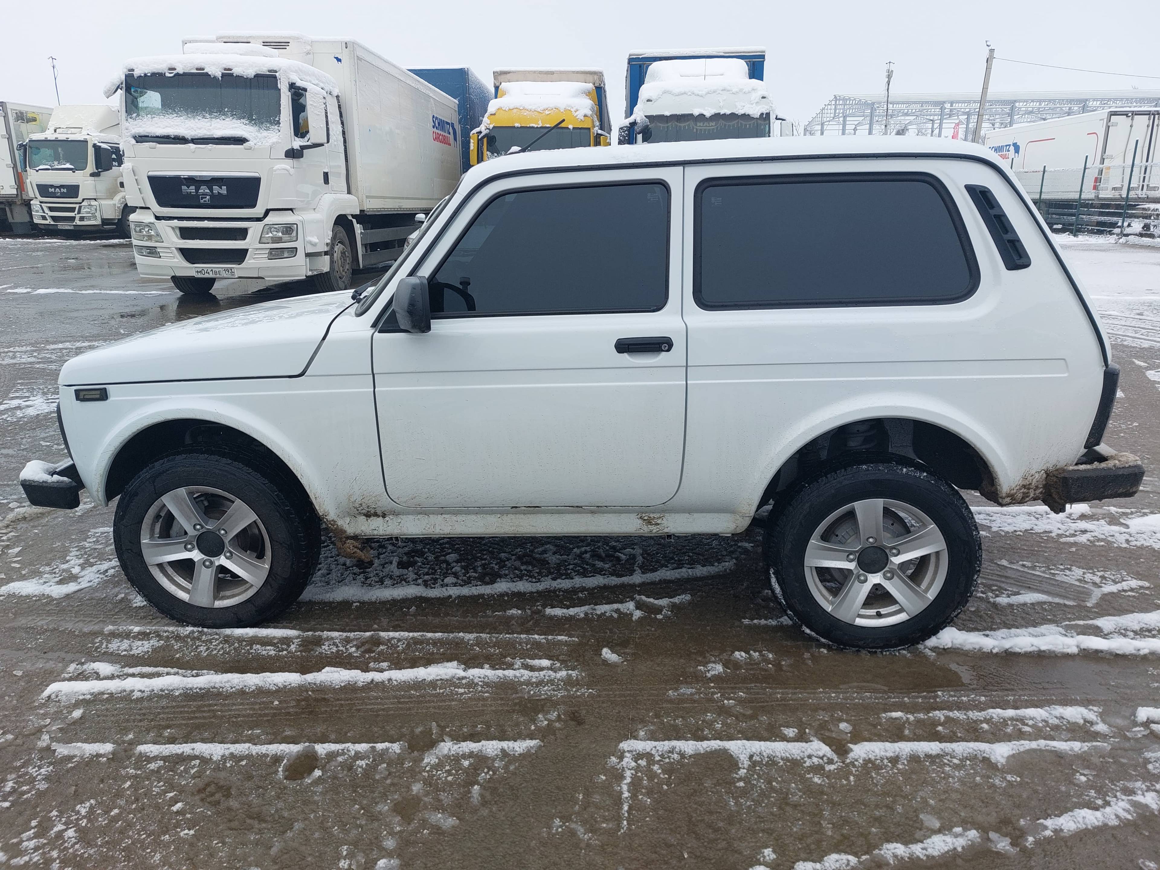 Lada Niva Legend 3 дв Лот 000008020