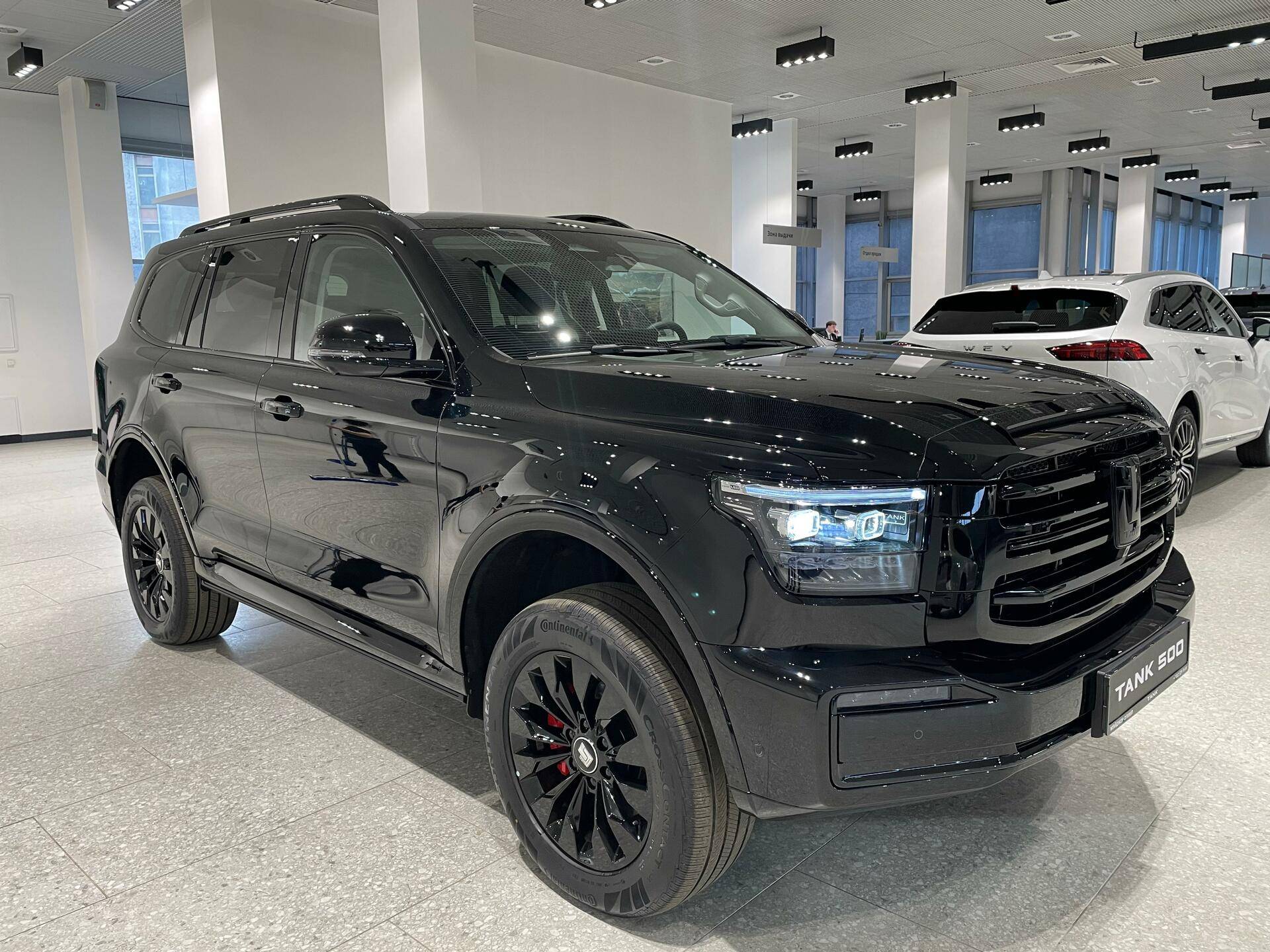 Tank 500 BLACKTRAIL  3.0 9AT 4WD