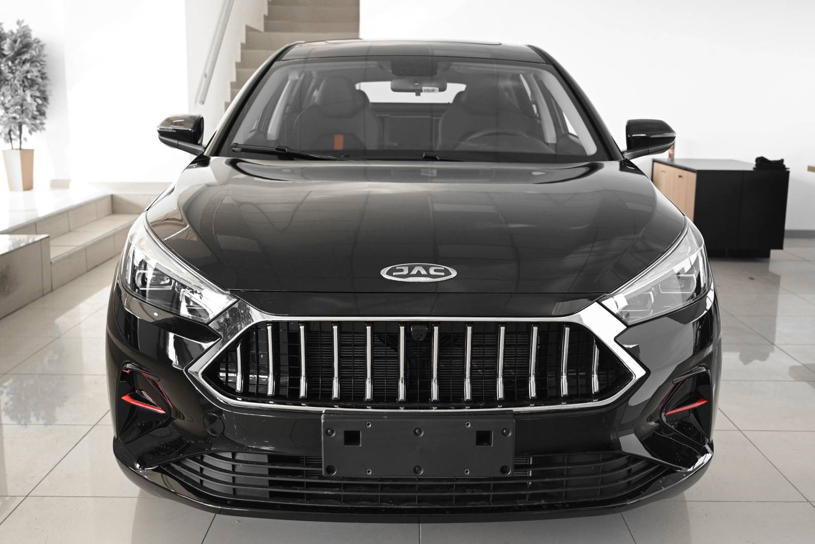 JAC J7 1.5 T CVT luxury