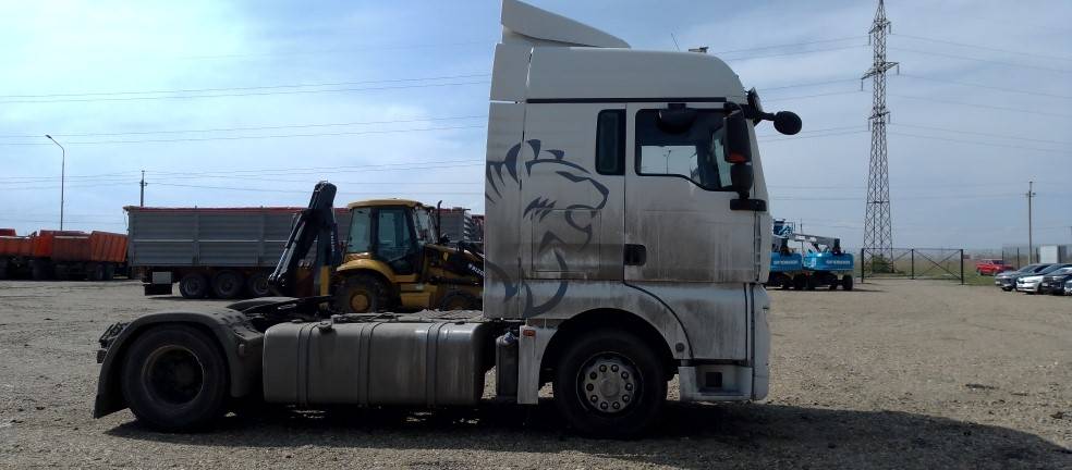 Sitrak ZZ4186V391HE Лот 000008201