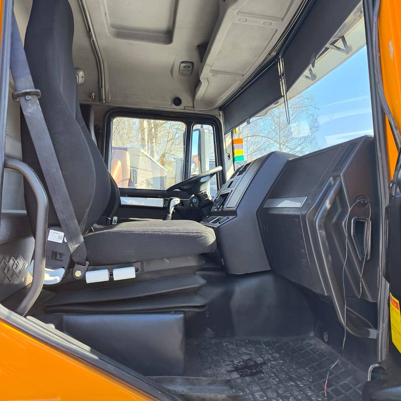 Shacman SX3258DR384 Лот 000008521