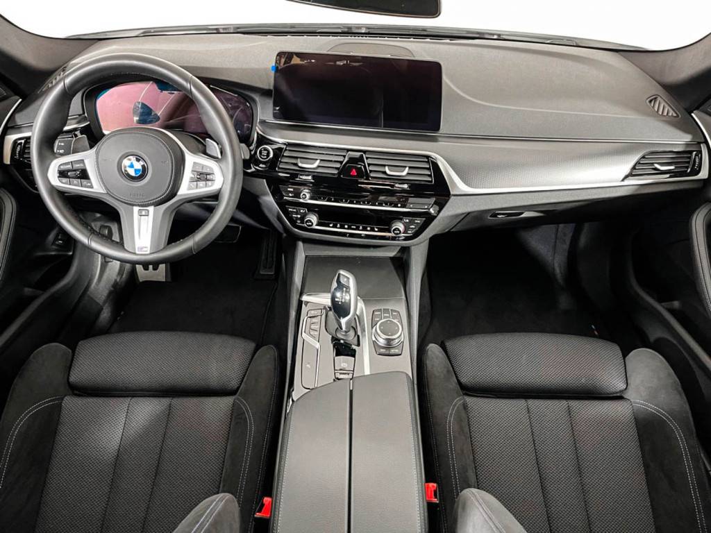 BMW 5 серия 520d xDrive