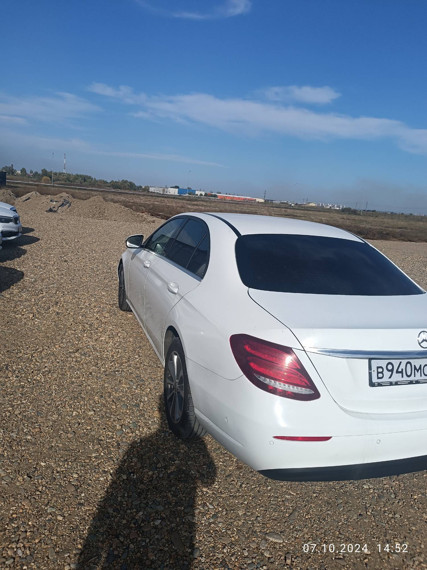 Mercedes-Benz E седан Лот 000004834