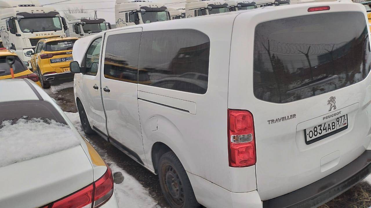 Peugeot Traveller Лот 000005924