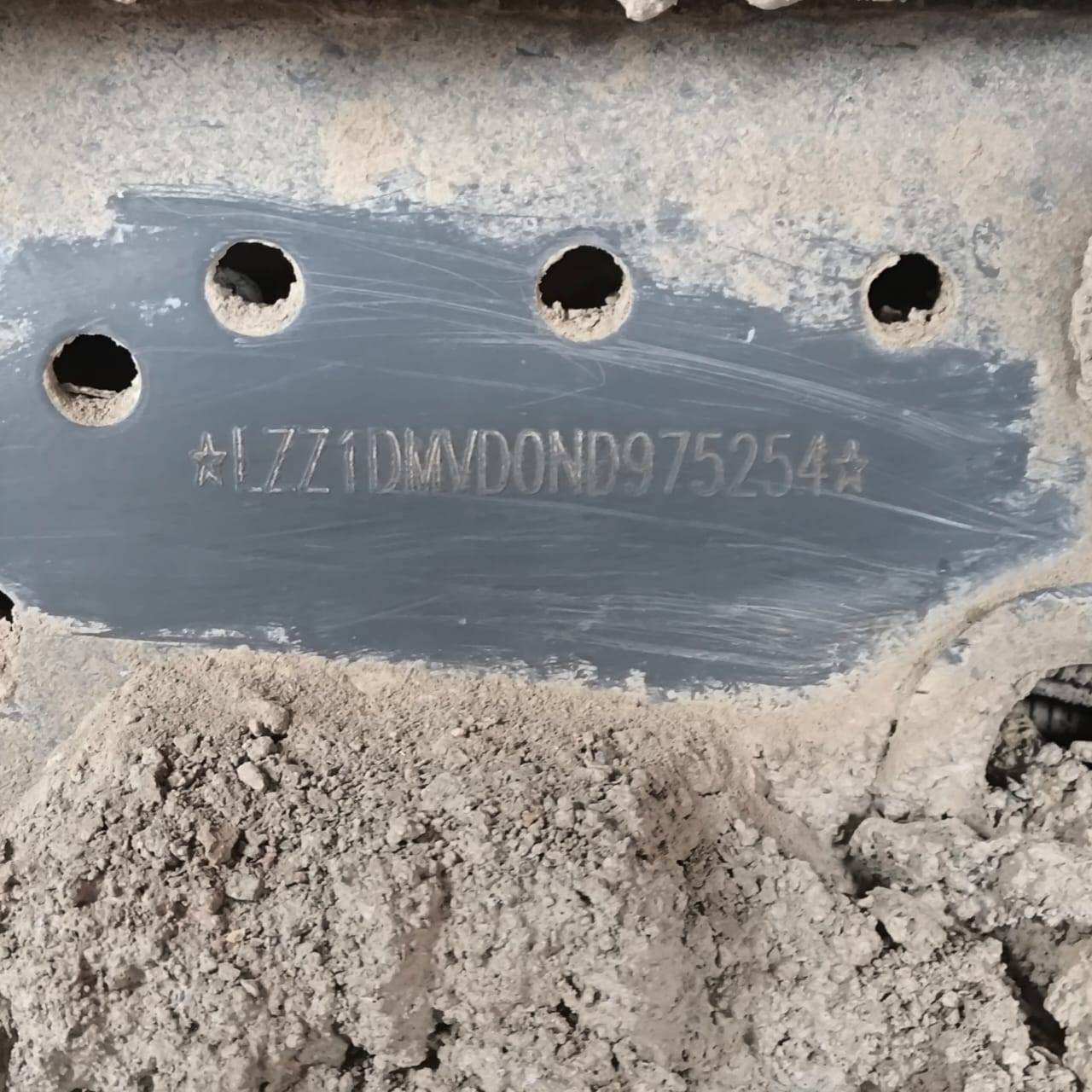 HOWO ZZ3257V384GE1 6x4 Лот 000008141