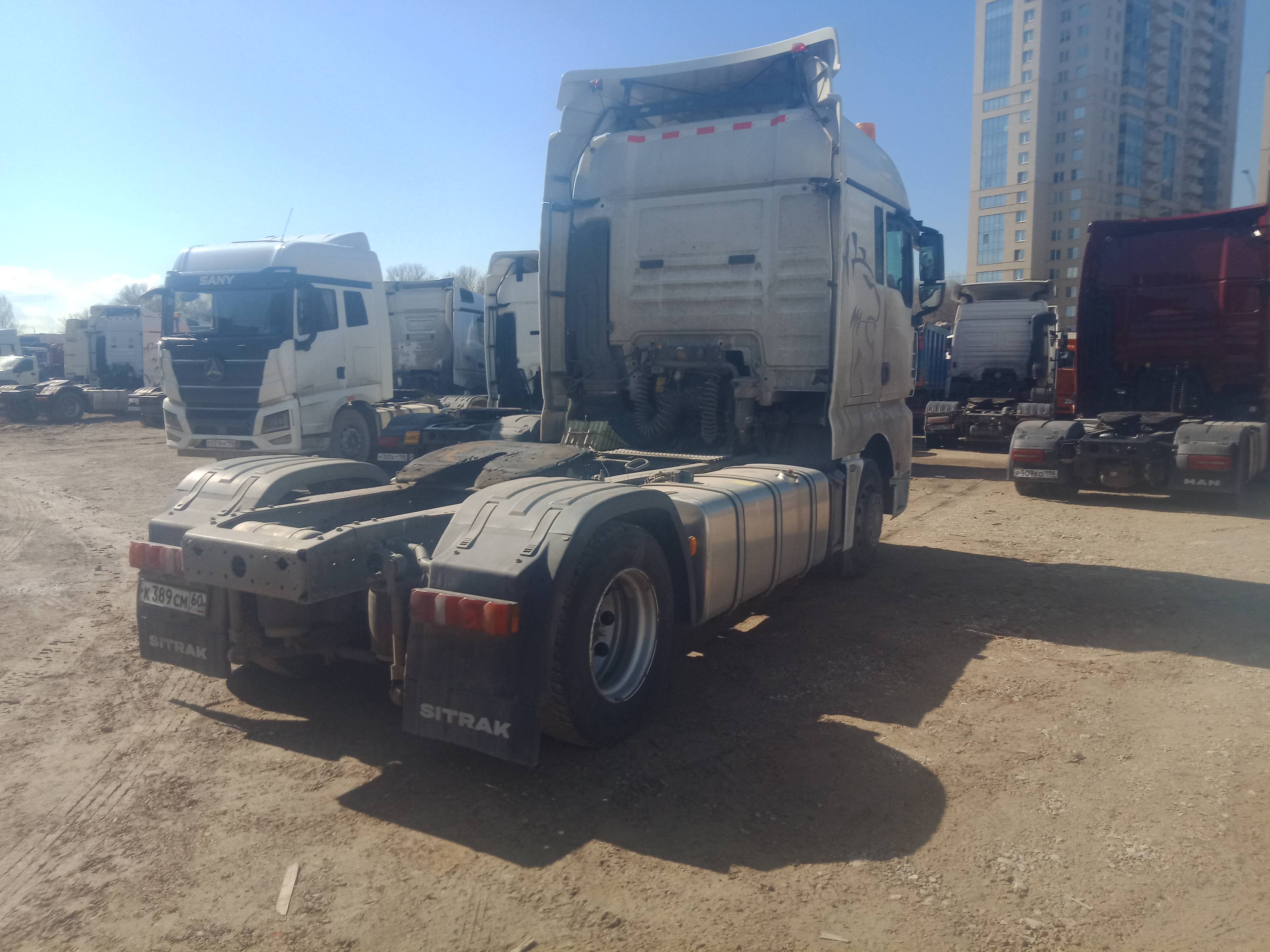 Sitrak ZZ4186V391HE Лот 000008031