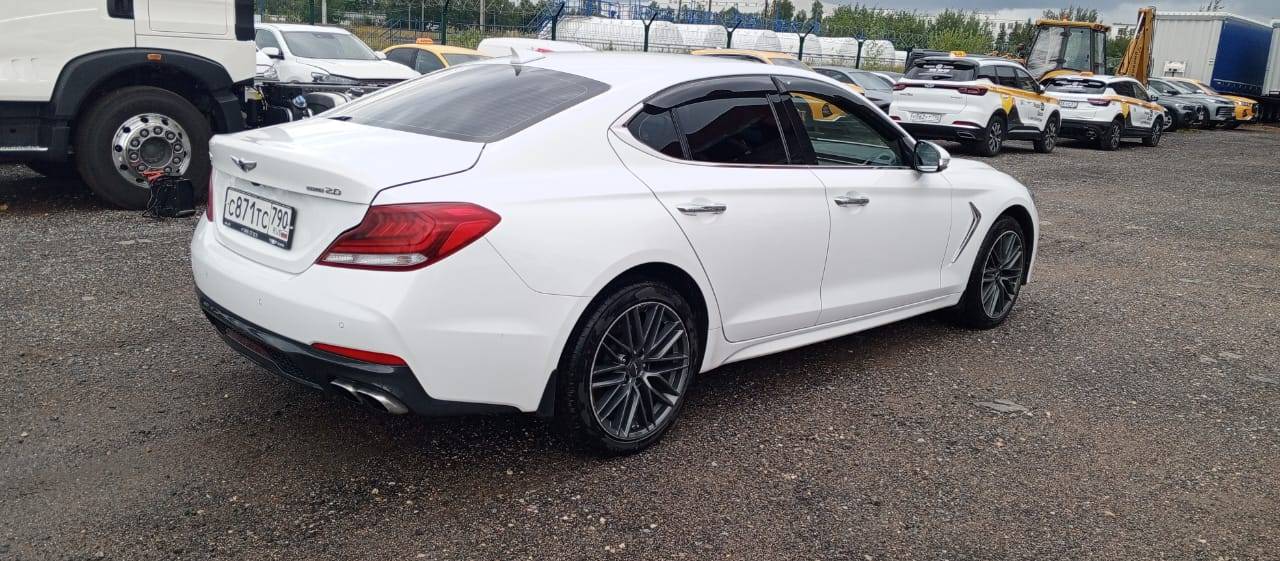 Genesis G70 Лот 000003018