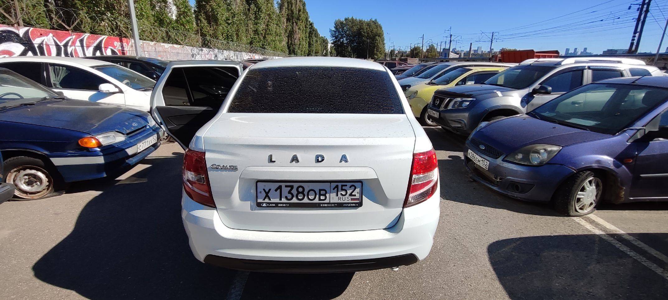 Lada Granta седан Лот 000003732