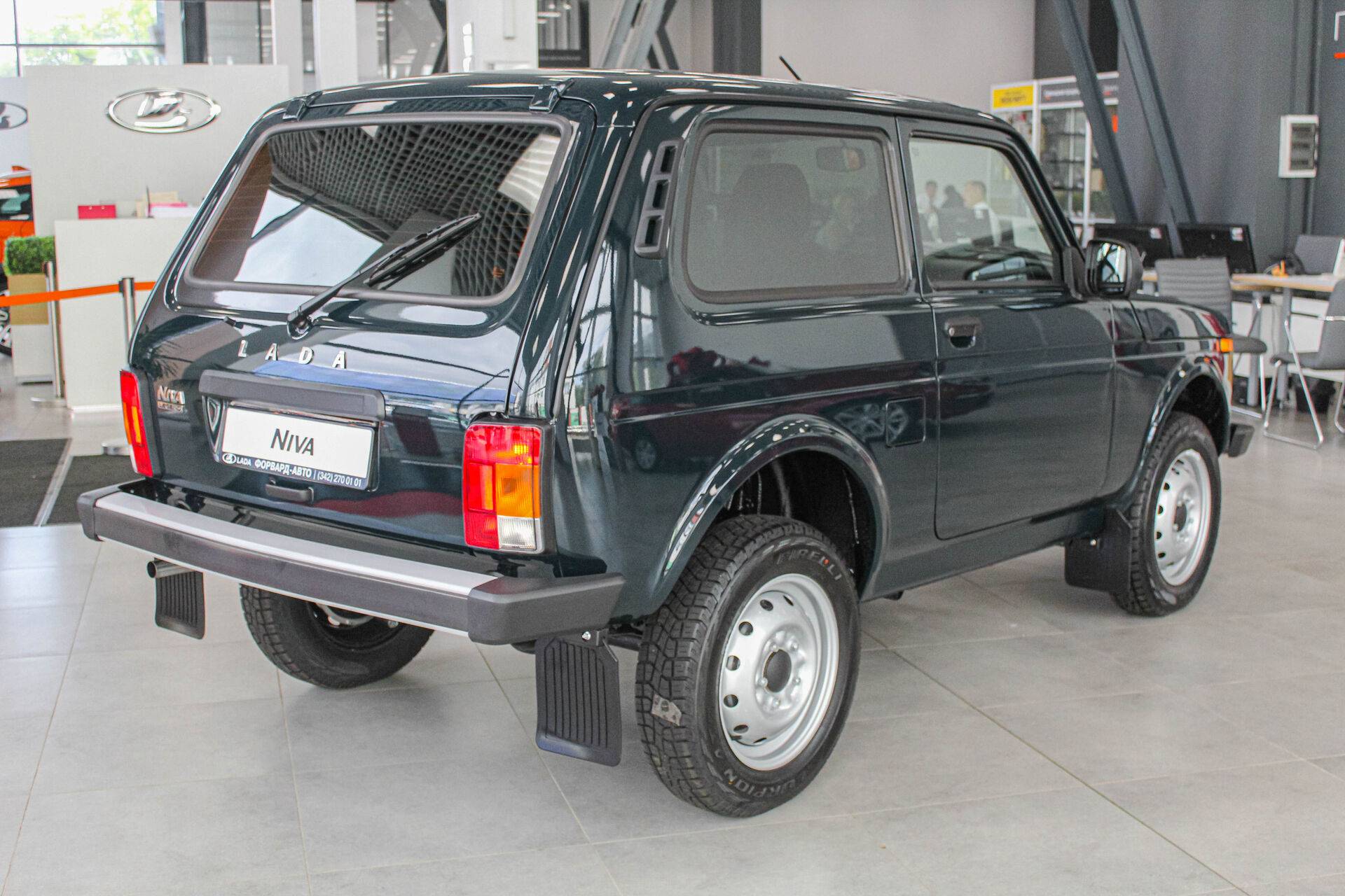 Lada Niva Legend 3 дв Classic 1.7 5MT