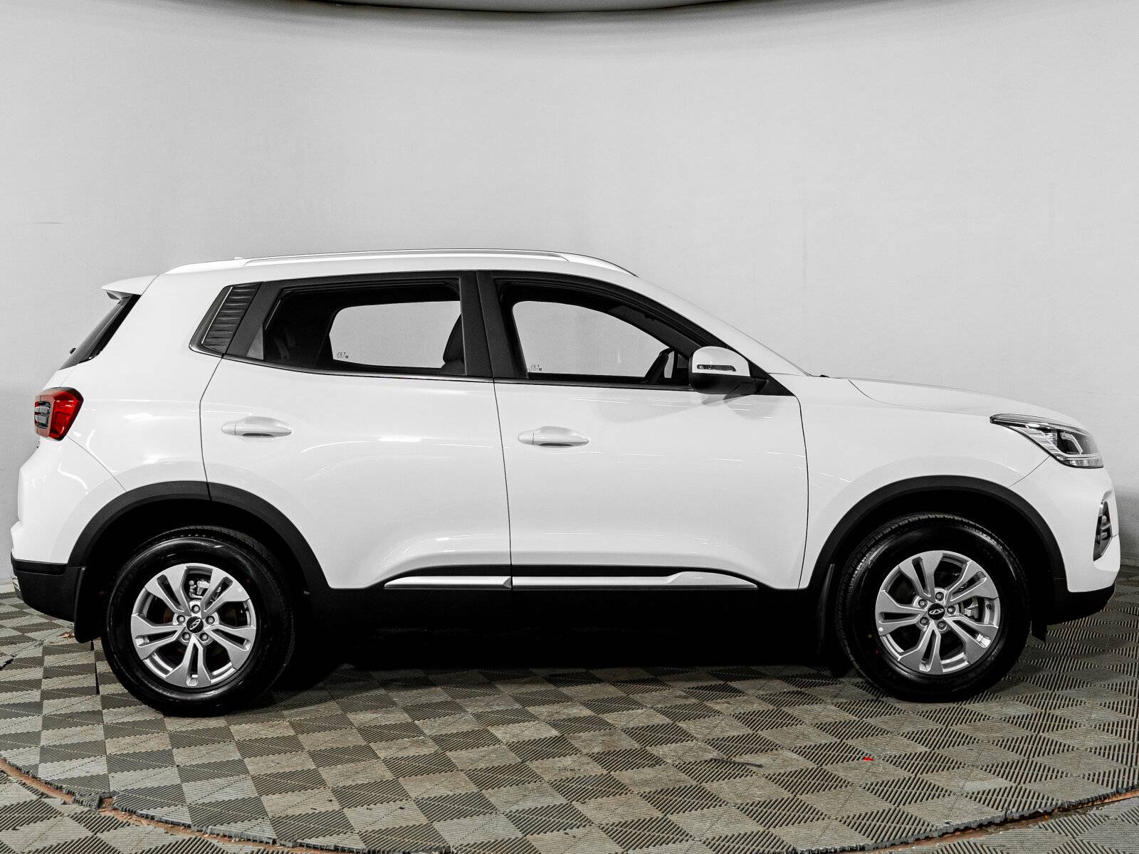 Chery Tiggo 4 PRO Action