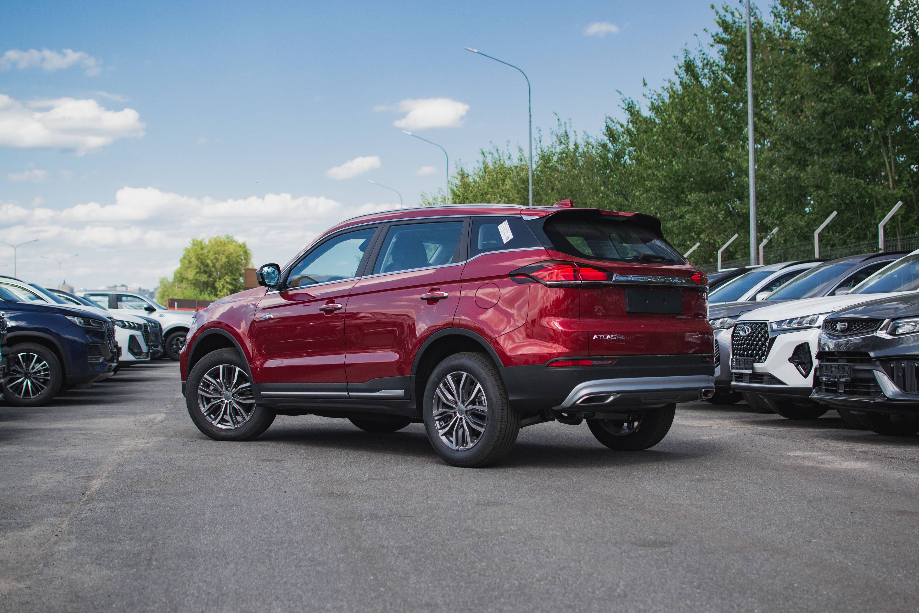 Geely Atlas Pro Flagship+ 1.5T DCT7 4WD