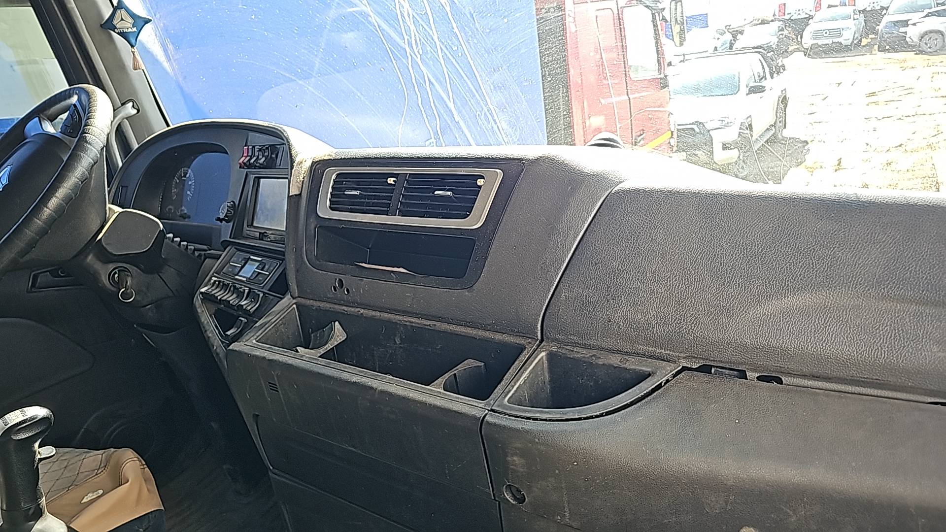 Sitrak С7Н 6×4 ZZ4256V364HE Лот 000008120