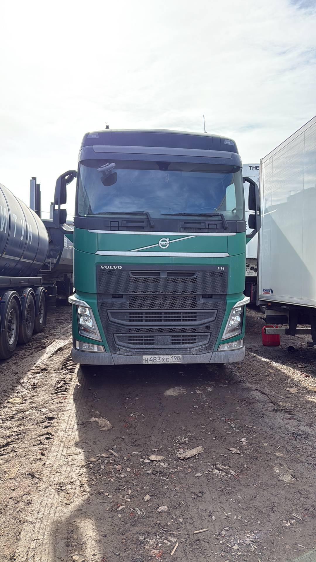 Volvo FH 460 4x2 (FH Globetrotter) Лот 000008111