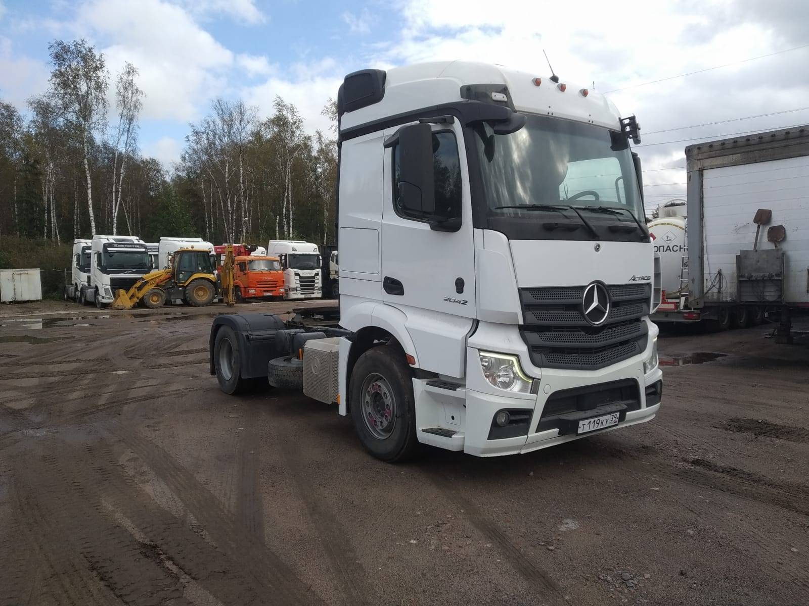 Mercedes-Benz Actros 5 L FHS 2042 LS 4x2 (BigSpace) Лот 000003909