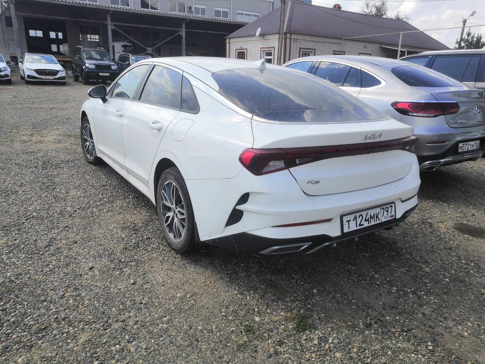 KIA K5 Лот 000003463