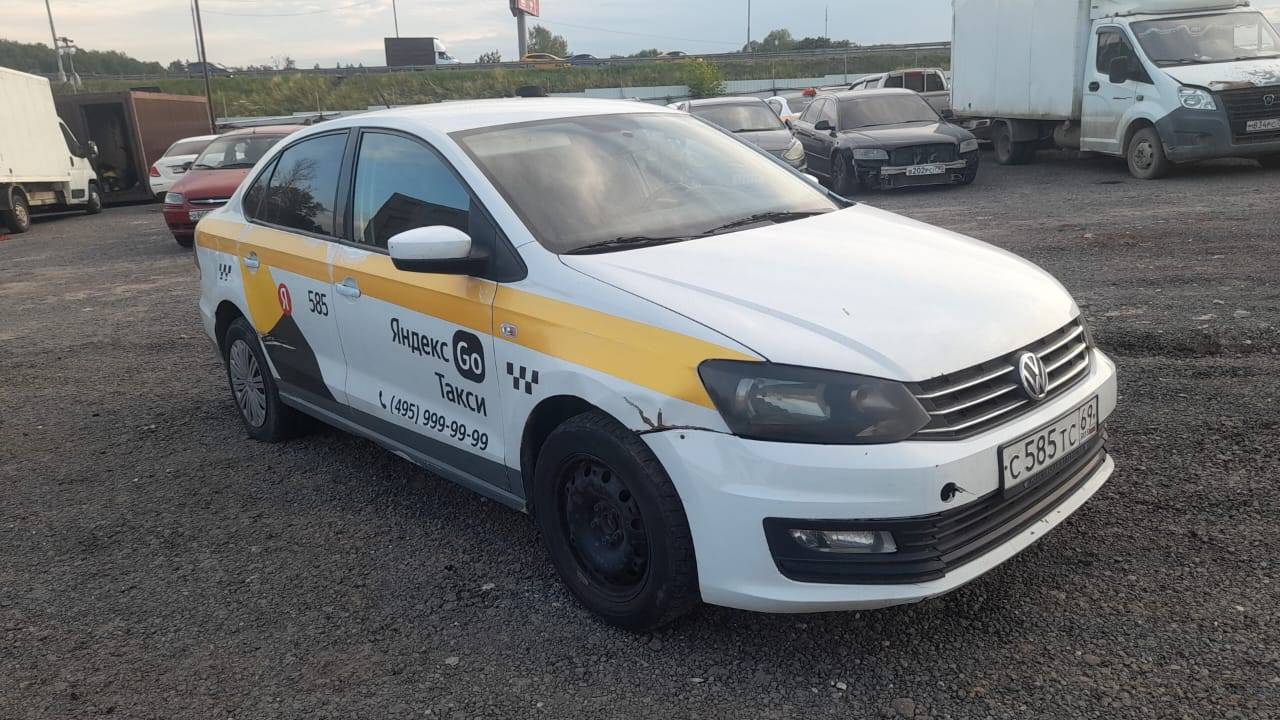 Volkswagen Polo Лот 000003185