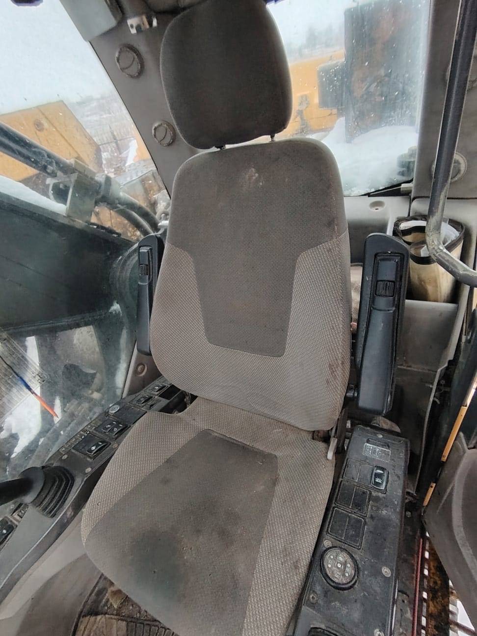 Volvo EC480DL Лот 000008190