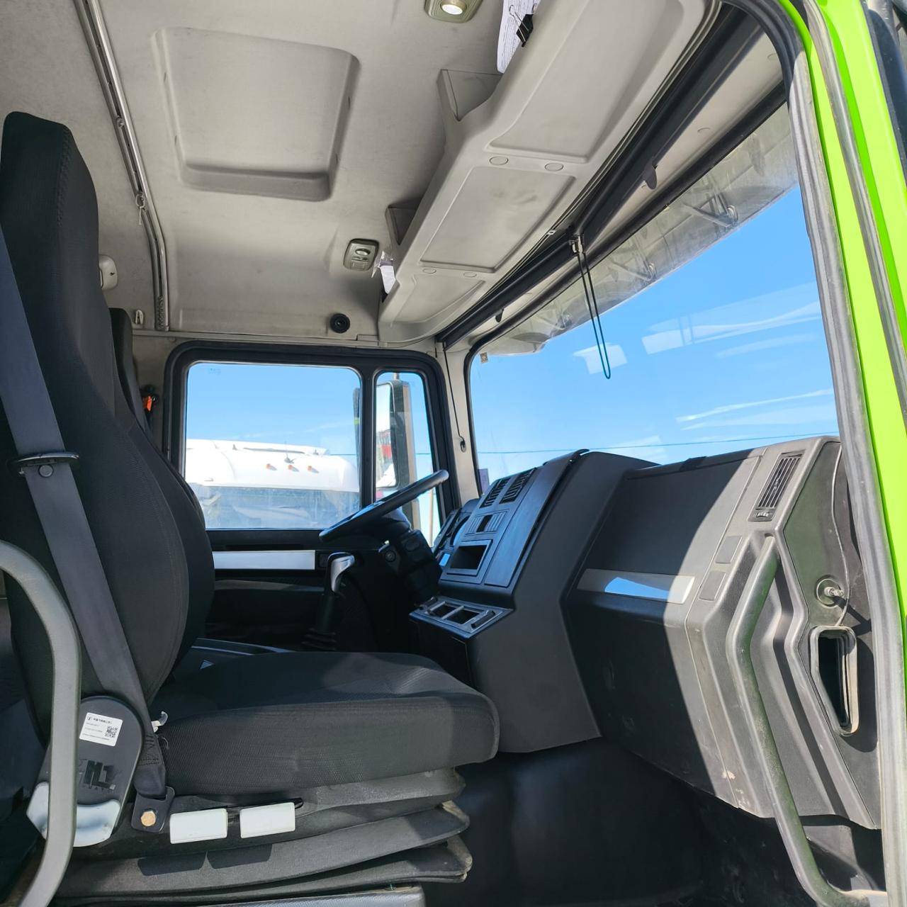 Shacman SX3258DR384 Лот 000008134