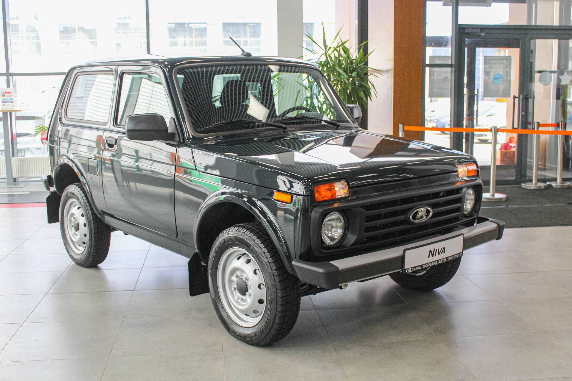 Lada Niva Legend 3 дв Classic 1.7 5MT