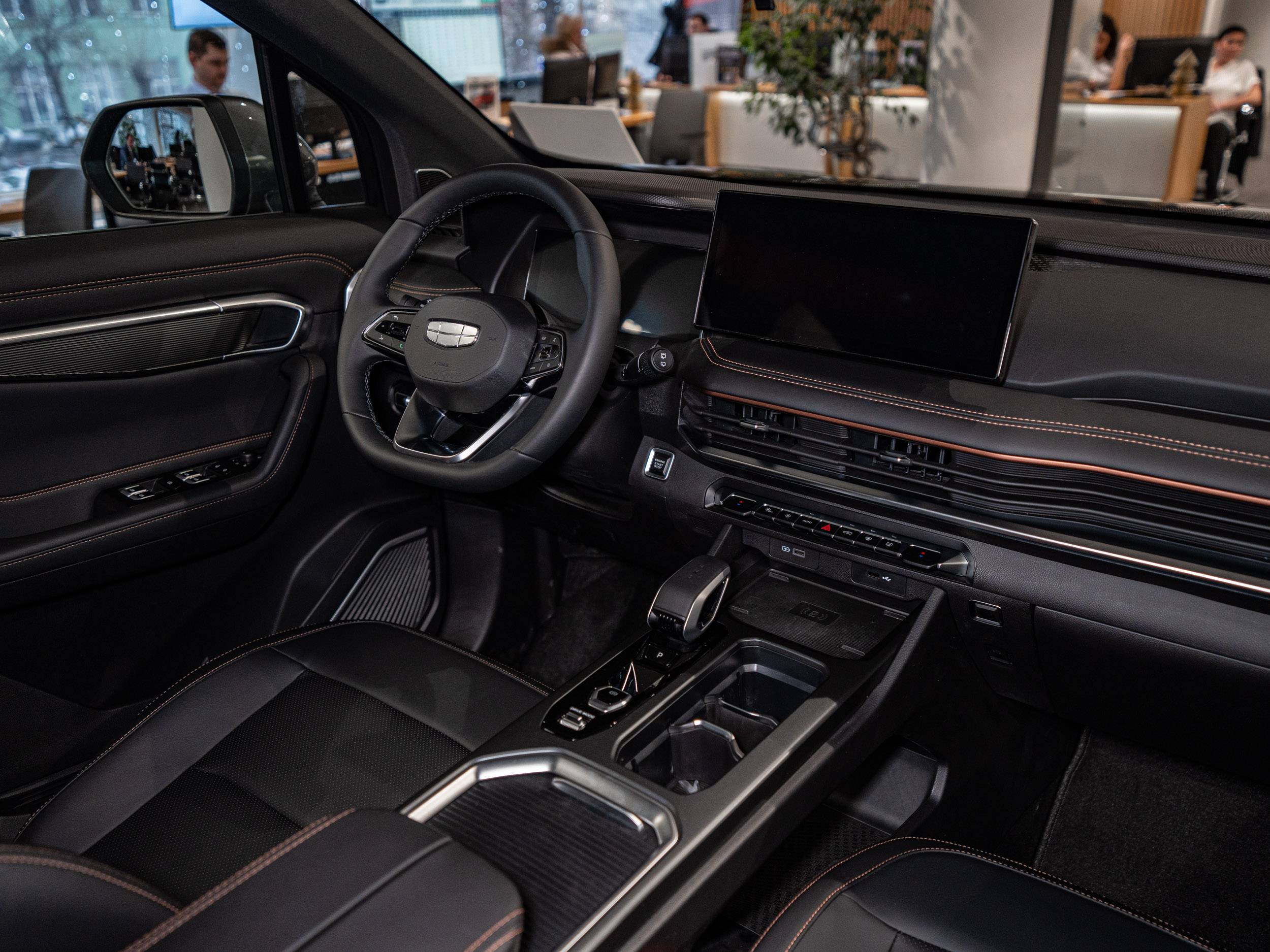 Geely Okavango Luxury 2.0T 7DCT 2WD