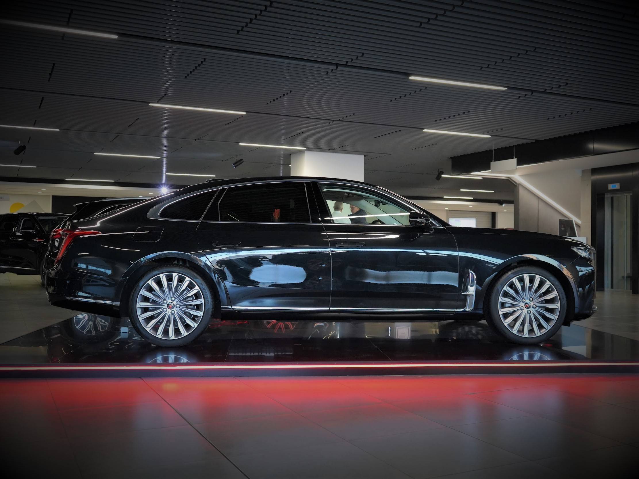 Hongqi H9 Deluxe 2022