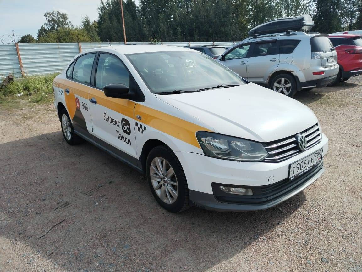 Volkswagen Polo Лот 000003503