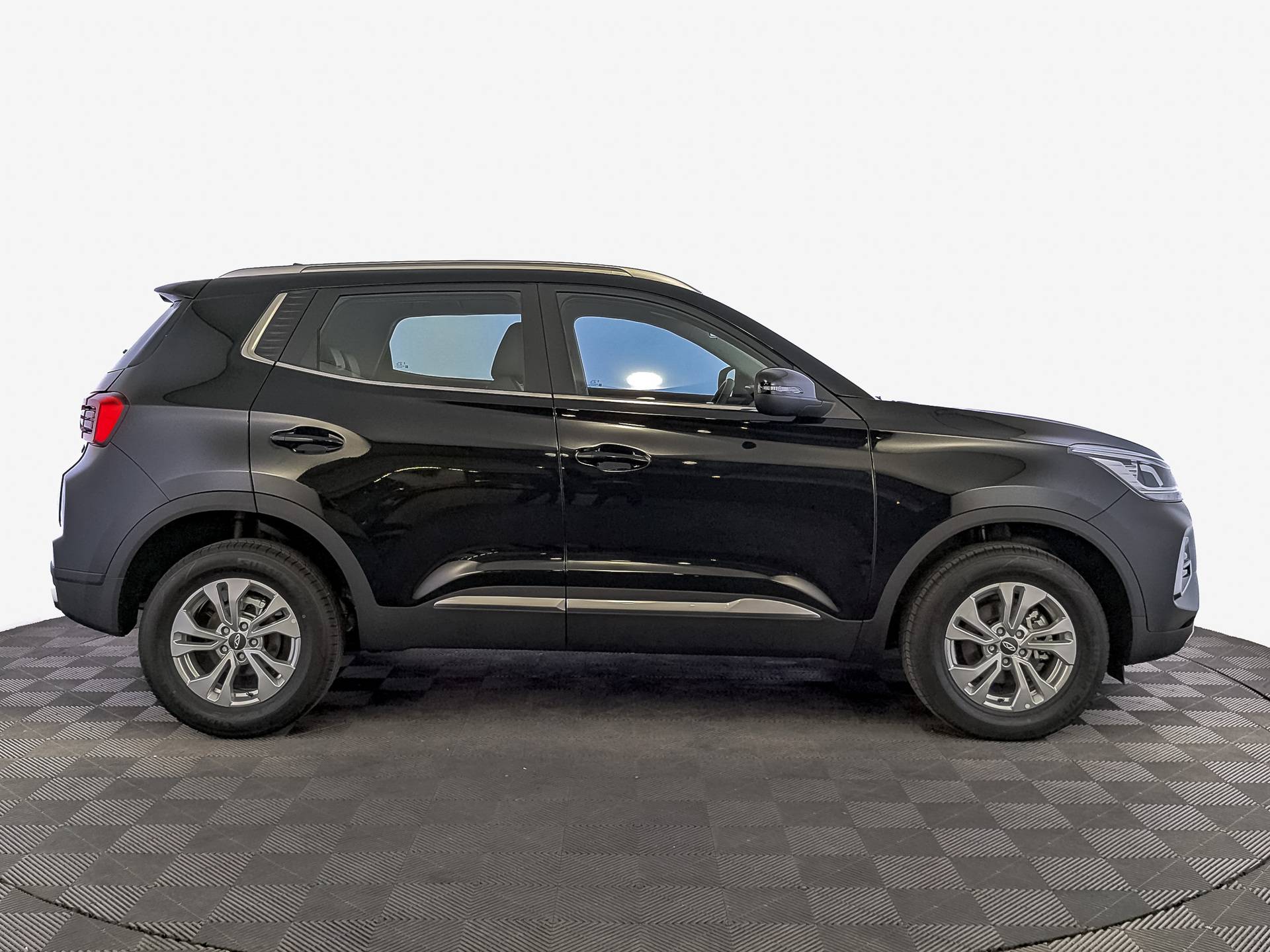 Chery Tiggo 4 PRO Action