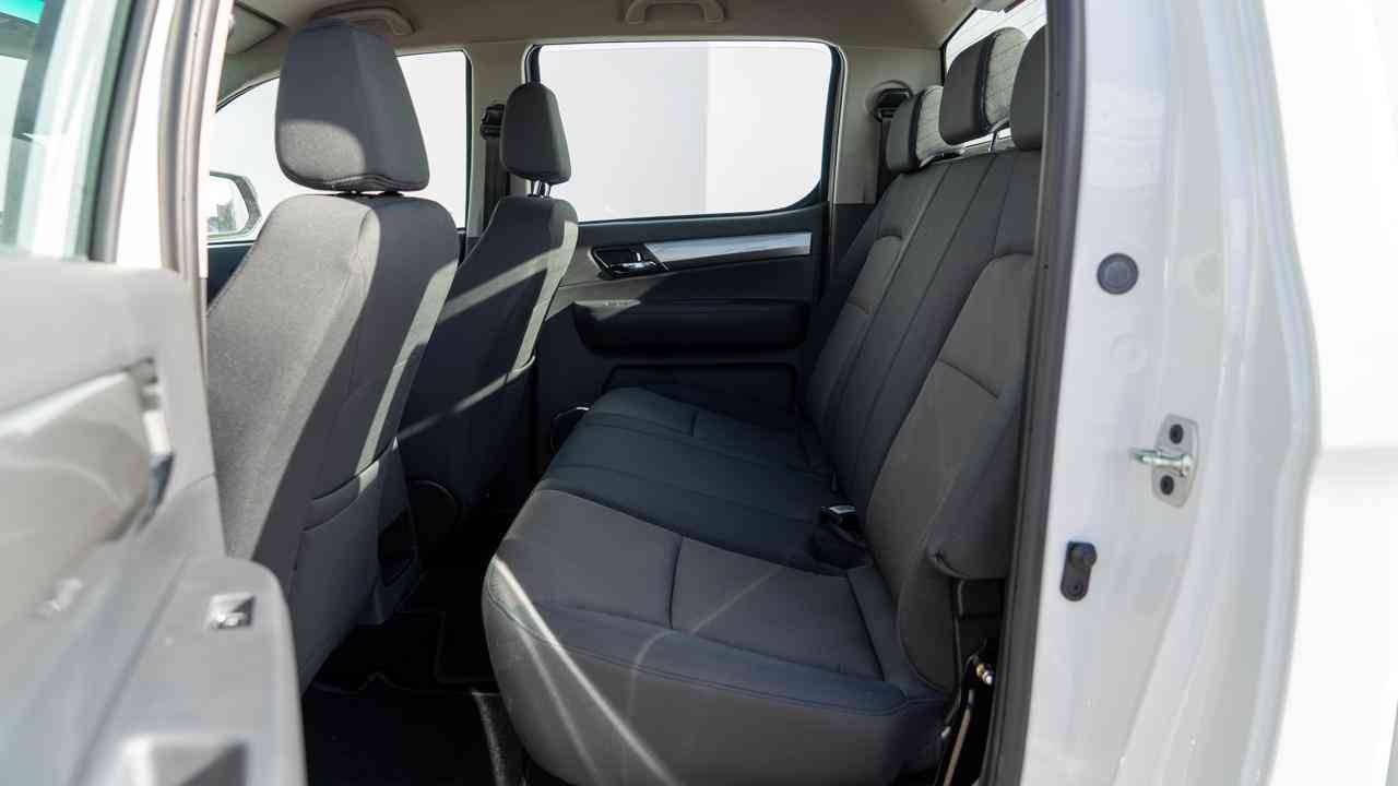 Sollers ST6 Comfort 2.0d MT 4WD