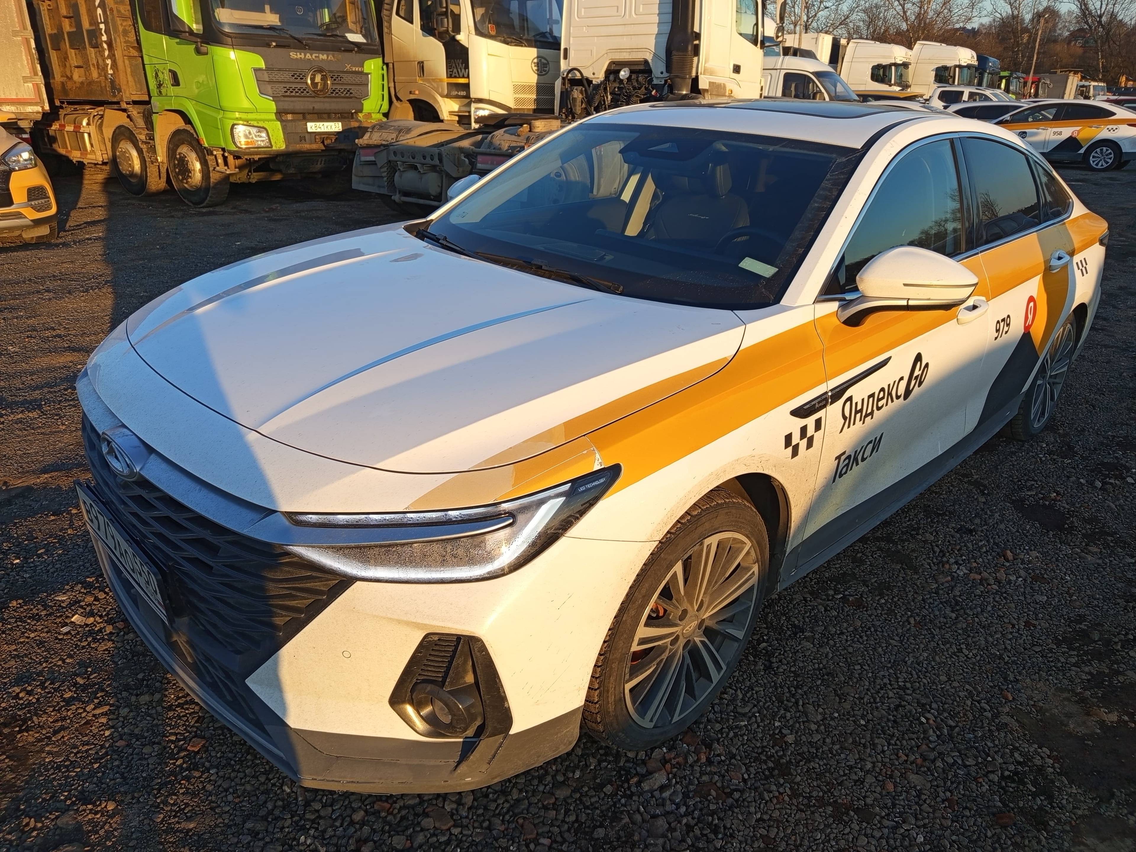 Chery Arrizo 8