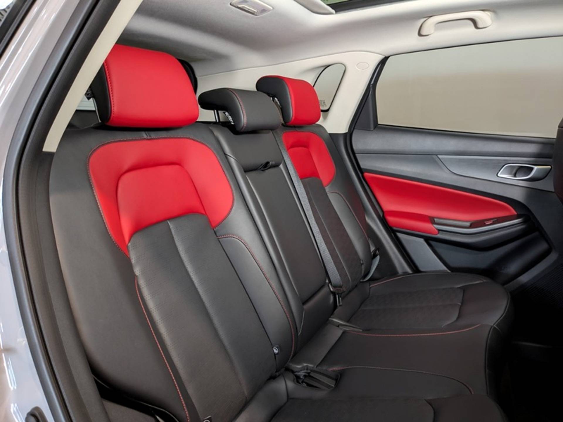 Changan Uni-S Tech 1.5T 7DCT
