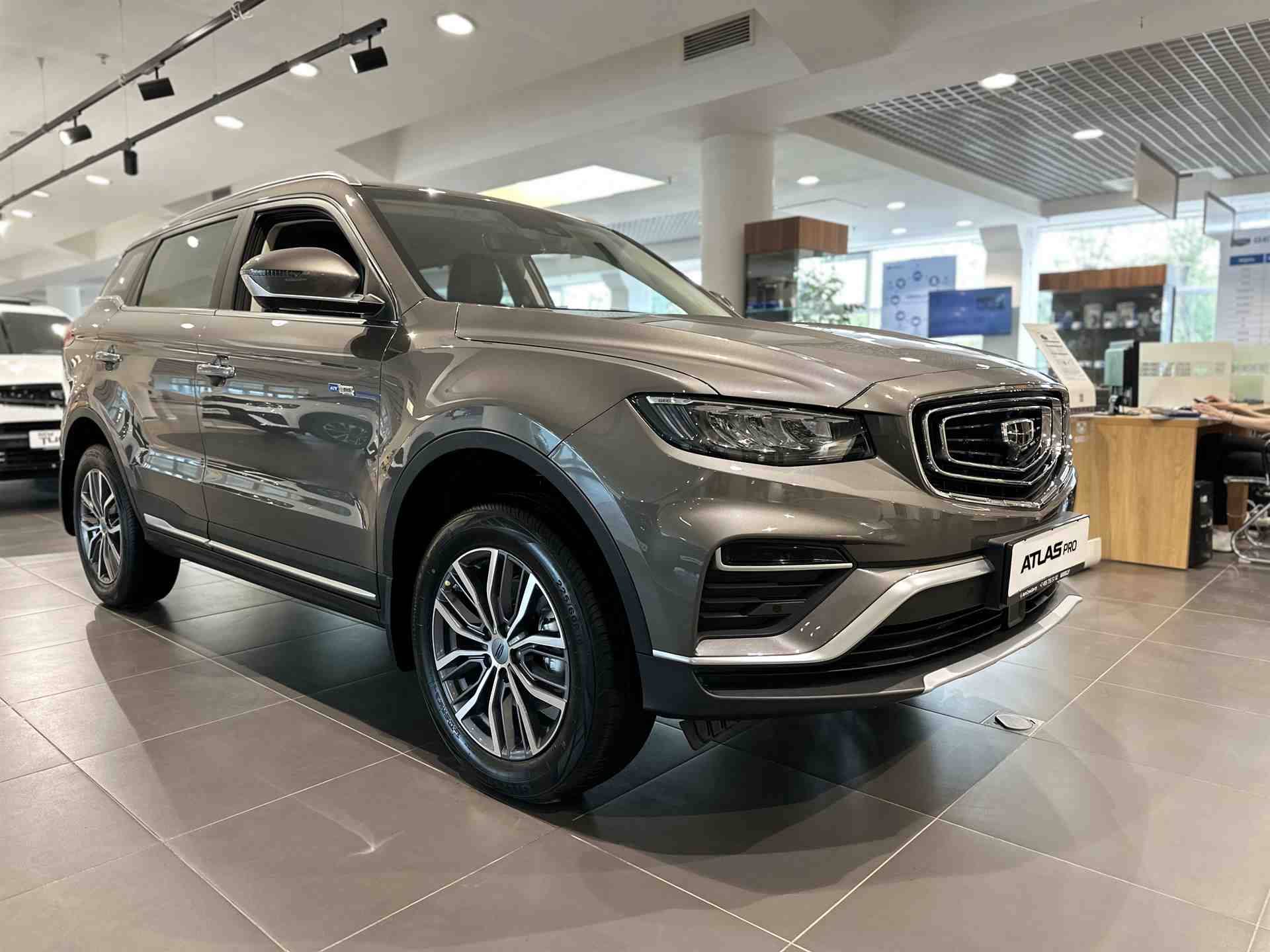 Geely Atlas Pro Flagship 1.5T DCT7 4WD